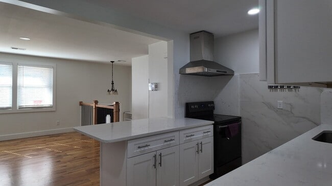 312 Paragon Mills Rd in Nashville, TN - Building Photo - Building Photo