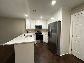 501 Ave 3 NW in Atkins, AR - Building Photo - Building Photo