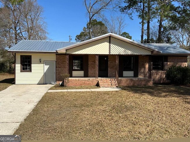 property at 1220 Poplar St