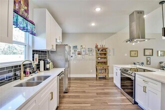 2504 Deer Trail in Granbury, TX - Building Photo - Building Photo