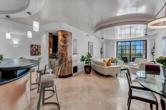 233 S Federal Hwy in Boca Raton, FL - Building Photo - Building Photo