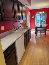 8 Rollingwood Dr in Brookfield, CT - Building Photo - Building Photo