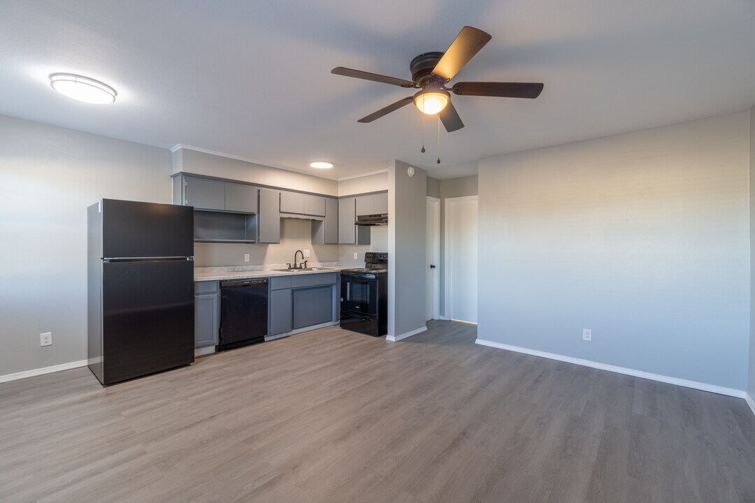 601 Xavier St in Fort Smith, AR - Building Photo