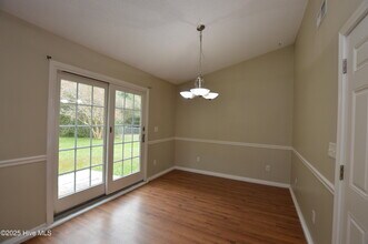 121 Hunting Green Dr in Jacksonville, NC - Building Photo - Building Photo