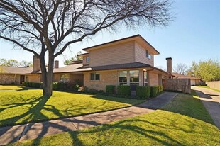 7102 Casablanca Ct in Dallas, TX - Building Photo