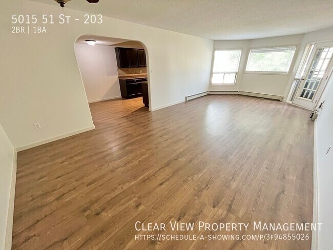 5015-5051 51 St in Taber, AB - Building Photo - Building Photo