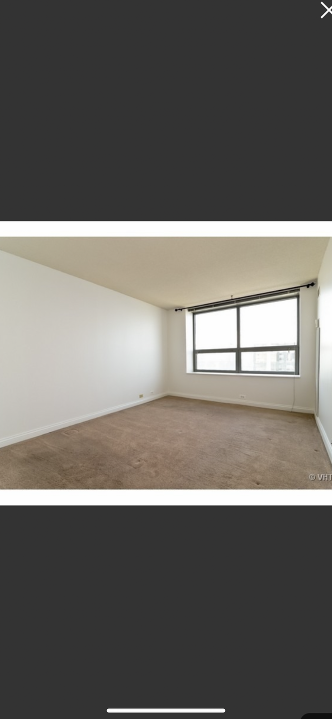 474 N Lake Shore Dr, Unit 5304 in Chicago, IL - Building Photo - Building Photo