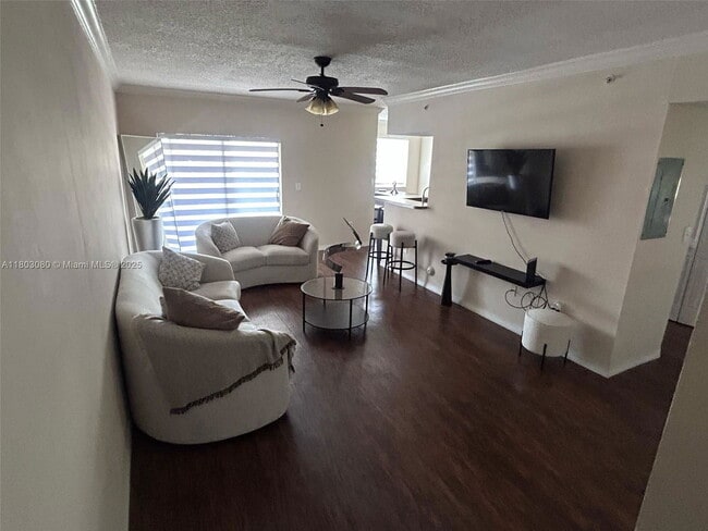 11631 SW 2nd St in Pembroke Pines, FL - Building Photo - Building Photo