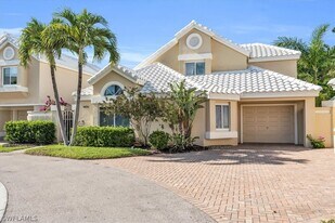 28712 Carmel Way in Bonita Springs, FL - Building Photo