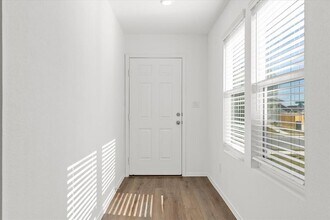 210 Chapel Beck Dr in Kyle, TX - Building Photo - Building Photo