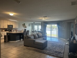 2934 Sheer Bliss Way in Orange Park, FL - Foto de edificio - Building Photo