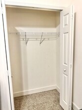 5613 De Coronado Dr in Ruskin, FL - Building Photo - Building Photo