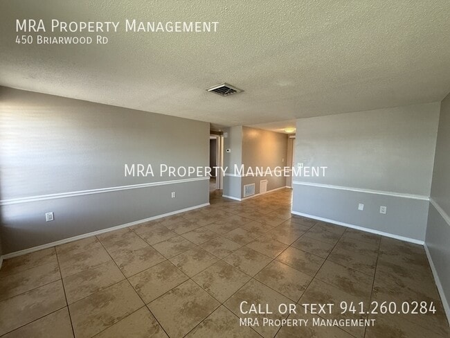 450 Briarwood Rd in Venice, FL - Building Photo - Building Photo