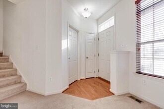 6721 Caleb Dorsey Square in Elkridge, MD - Building Photo - Building Photo