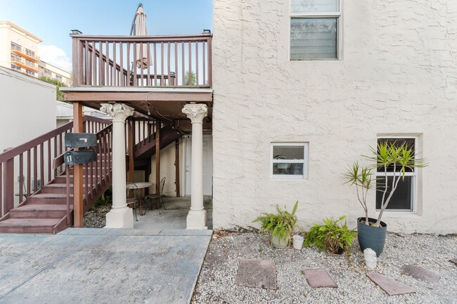 364 E Palmetto Park Rd in Boca Raton, FL - Foto de edificio - Building Photo