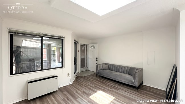 property at 2112 Queen St E