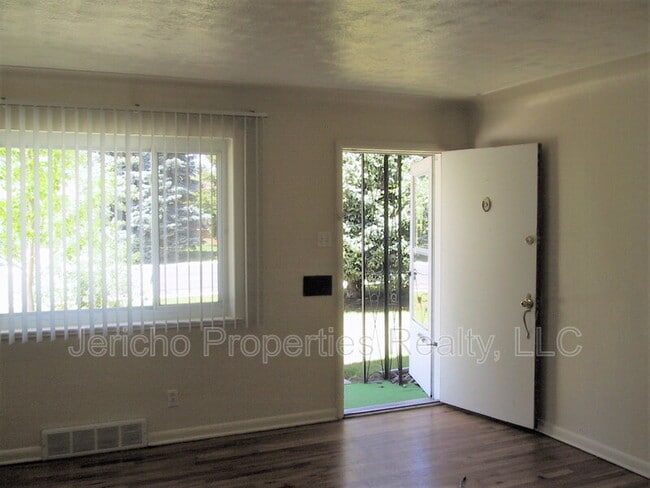 3750 Marshall St in Wheat Ridge, CO - Building Photo - Building Photo