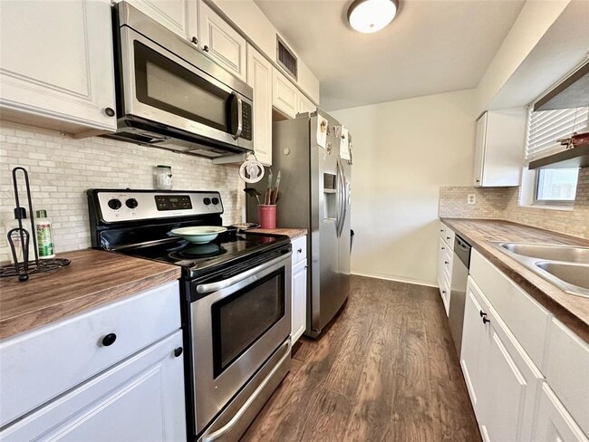 8470 121st St in Seminole, FL - Building Photo - Building Photo