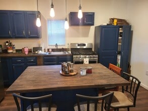 11 Maytide St in Pittsburgh, PA - Building Photo - Building Photo