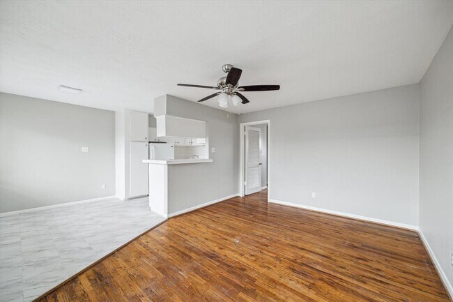 101 Avondale St-Unit -16 in Houston, TX - Building Photo - Building Photo