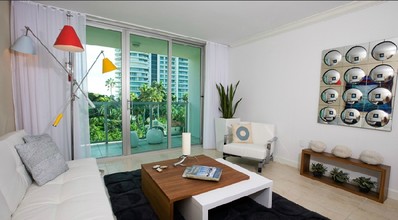 1550 Brickell Ave in Miami, FL - Building Photo - Interior Photo