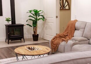 1950 N 1250 W, Unit 1950 in Mapleton, UT - Foto de edificio - Building Photo