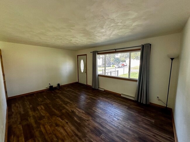 4011 David Rd in Madison, WI - Foto de edificio - Building Photo