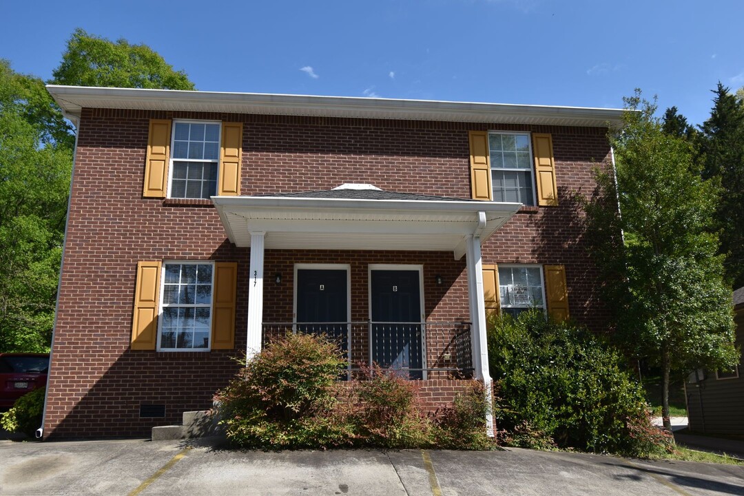 317 S 7th St-Unit -317B in Clarksville, TN - Building Photo