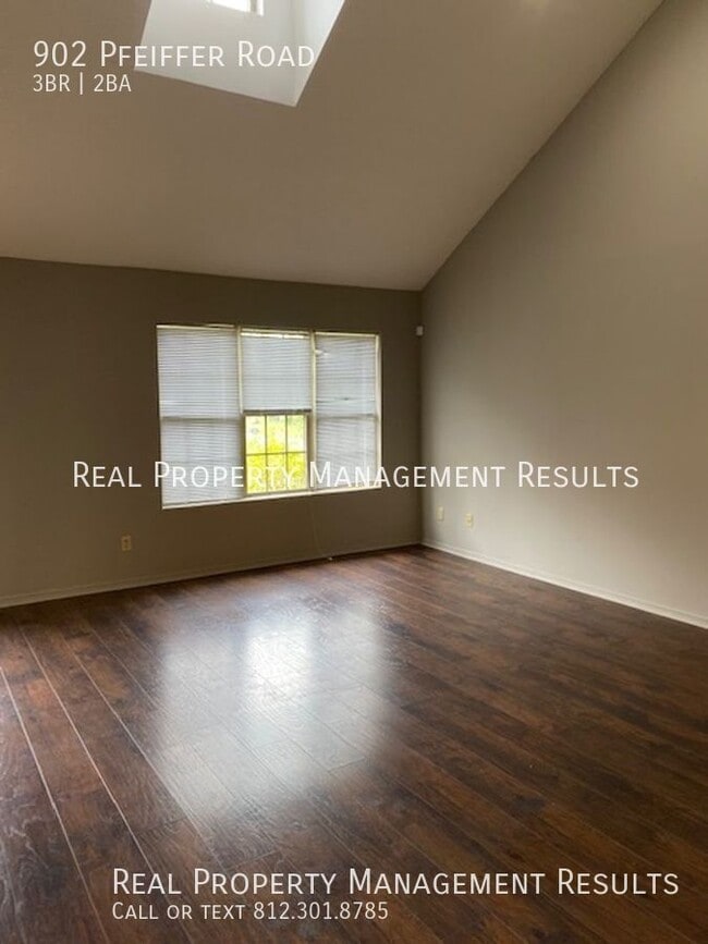 902 Pfeiffer Rd in Evansville, IN - Building Photo - Building Photo