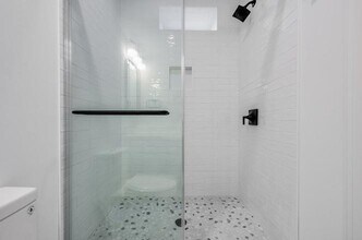 7 Cedar Ave in Somerville, MA - Building Photo - Building Photo