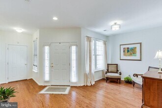 44386 Adare Manor Square in Ashburn, VA - Building Photo - Building Photo