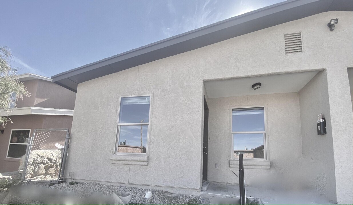 3328 Lincoln Ave in El Paso, TX - Building Photo