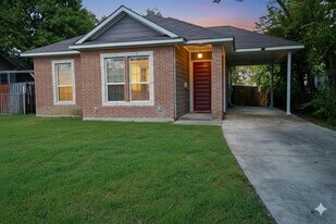 1439 Stella Ave in Dallas, TX - Building Photo