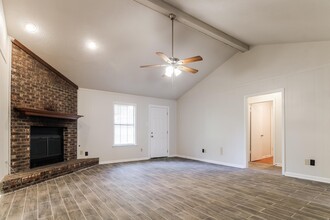 8059 Kerry Dr in Memphis, TN - Building Photo - Building Photo