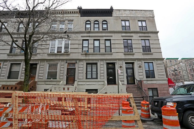 596 W 152nd St in New York, NY - Foto de edificio - Building Photo