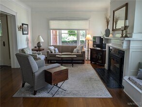 656 Lafayette Ave in Buffalo, NY - Building Photo - Building Photo
