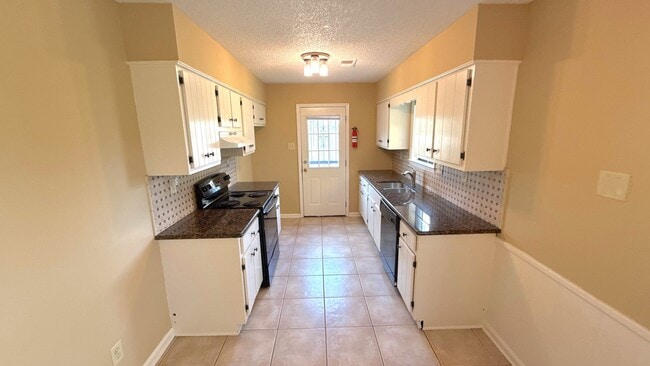 6224 Skylight Dr in Memphis, TN - Building Photo - Building Photo