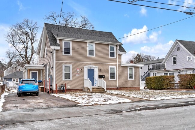 11 Brett St in Brockton, MA - Building Photo - Building Photo