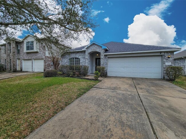 13919 Littleborne Birdwell Ln in Houston, TX - Building Photo - Building Photo