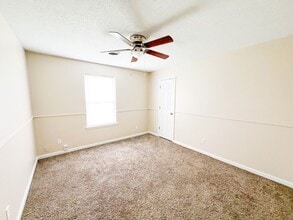 317 Ashley St in Oak Grove, KY - Building Photo - Building Photo