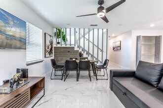 1401 E Muriel St in Orlando, FL - Building Photo - Building Photo