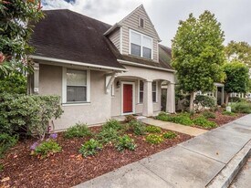 131 Robinson Ln, Unit MB 1 in Santa Cruz, CA - Building Photo