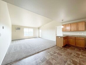 Willow Brooke Lodge in Minot, ND - Building Photo - Building Photo