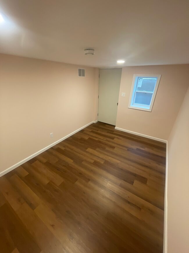 209 Central Park Rd in Plainview, NY - Building Photo - Building Photo