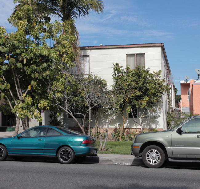 2931 Santa Ana St in South Gate, CA - Building Photo - Building Photo