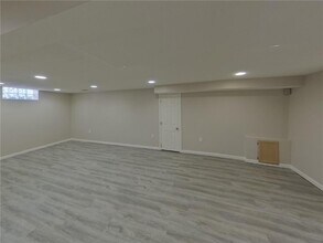 2931 Woodbridge St in Roseville, MN - Building Photo - Building Photo