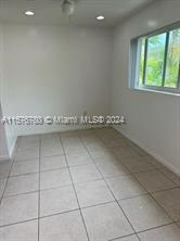 8226 Crespi Blvd, Unit 2 in Miami Beach, FL - Foto de edificio - Building Photo