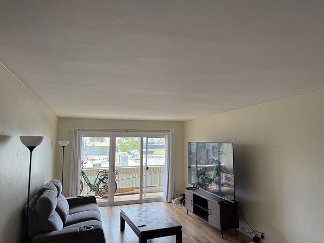property at 1801 Diamond St