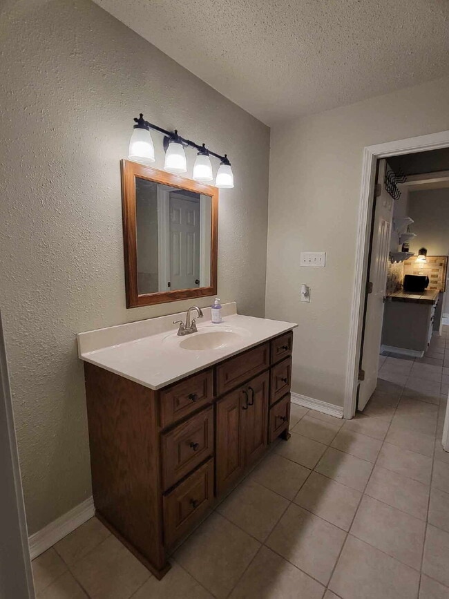 2589 Santa Rosa Cove in Biloxi, MS - Building Photo - Building Photo