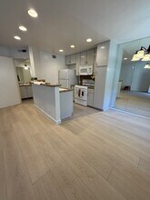 4322 Matilija Ave, Unit 07 in Los Angeles, CA - Foto de edificio - Building Photo